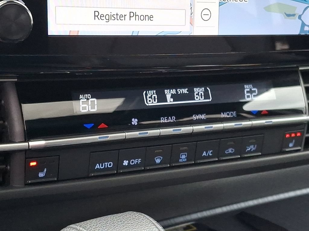 Certified 2021 Toyota Sienna XSE w/ XSE Plus Package AWD/4WD image 17