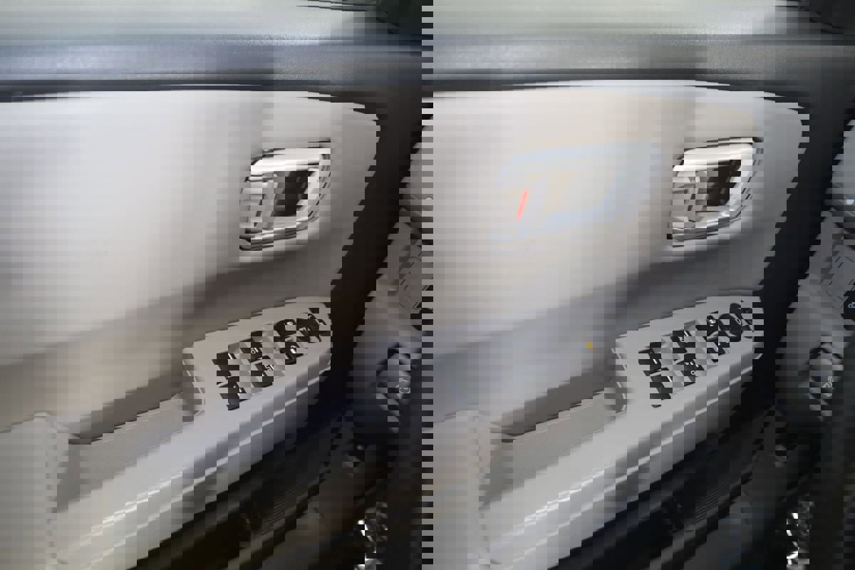 Used 2015 Honda Pilot EX-L image 27