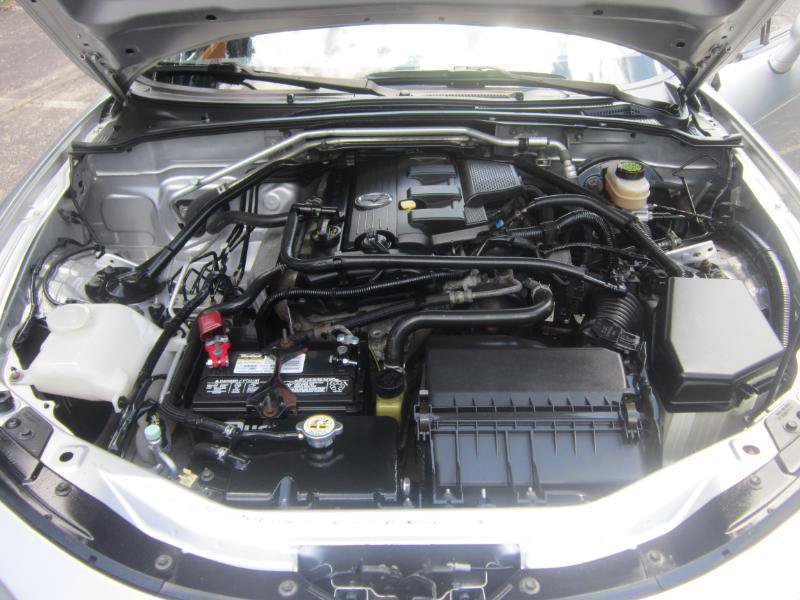 Used 2006 MAZDA MX-5 Miata Grand Touring RWD image 25