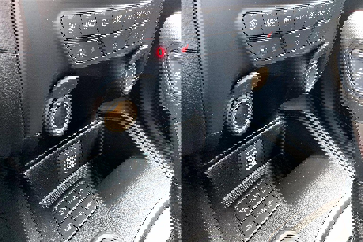 Used 2021 Ford Ranger Lariat w/ Equipment Group 501A High image 32