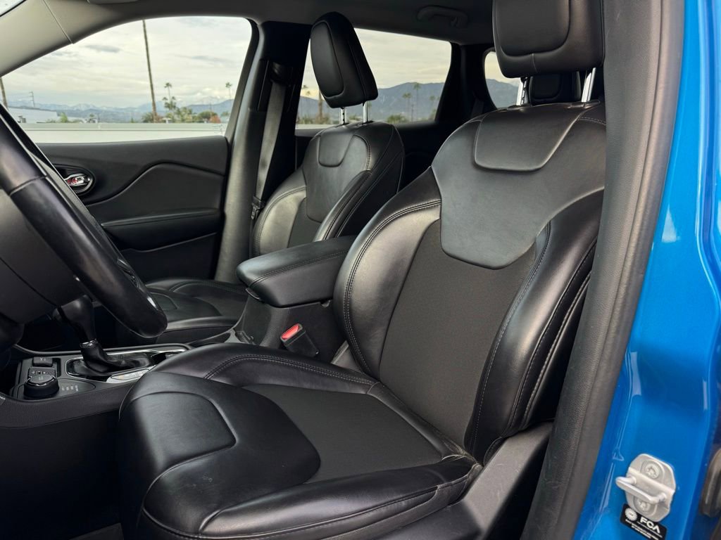 Used 2021 Jeep Cherokee Altitude image 5