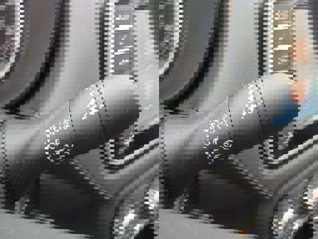 Certified 2025 Nissan Versa S w/ Trunk Package image 16