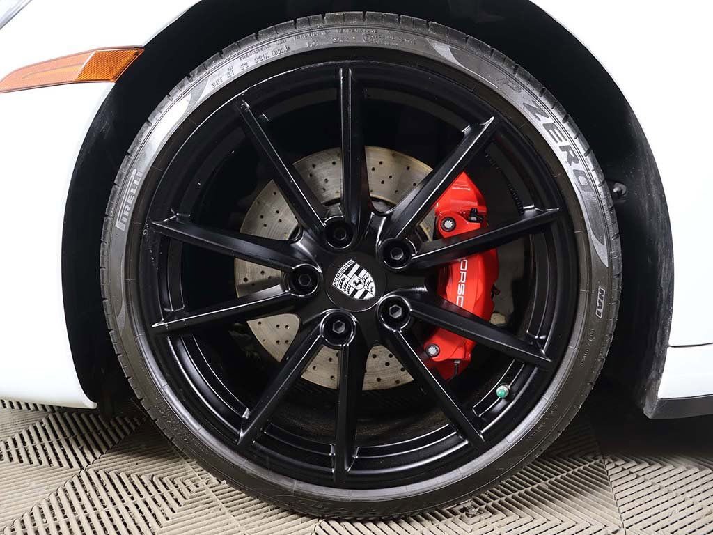 Used 2024 Porsche 911 Carrera S image 15