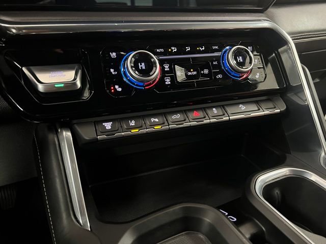 Used 2024 GMC Sierra 3500 Denali Ultimate image 38