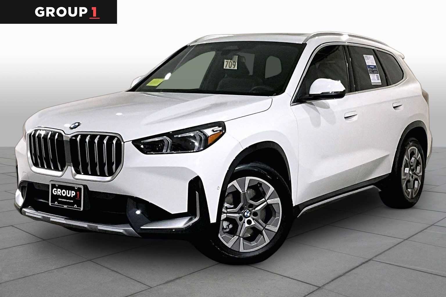 Used 2026 BMW X1 xDrive28i w/ Convenience Package AWD/4WD image 1