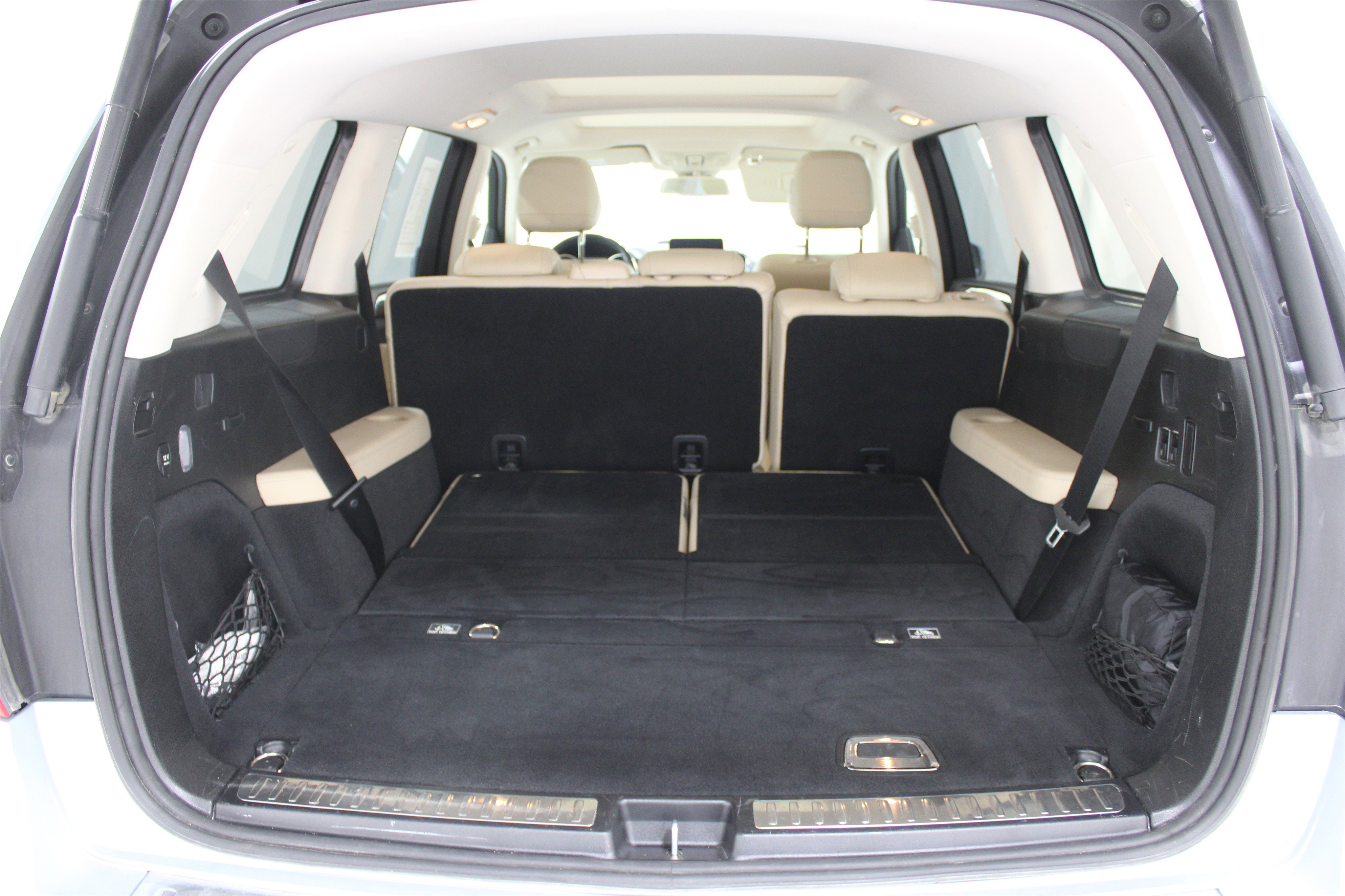 Used 2018 Mercedes-Benz GLS 450 4MATIC image 24