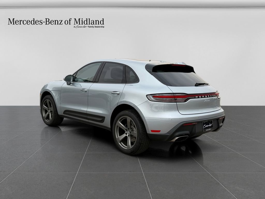 Used 2025 Porsche Macan image 5