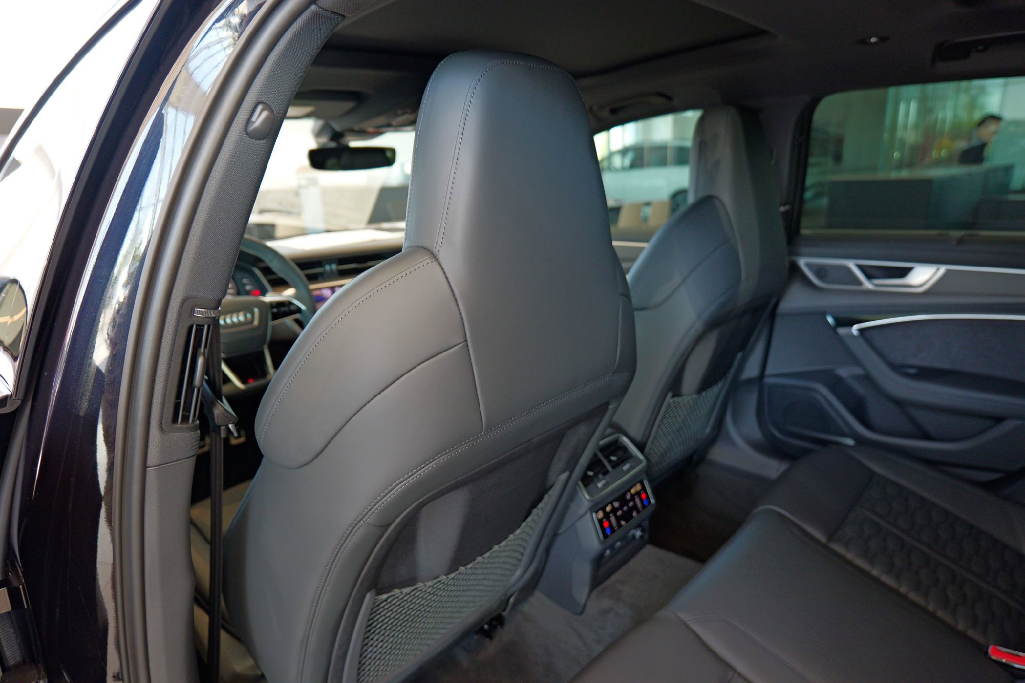 New 2026 Audi RS 6 performance image 27