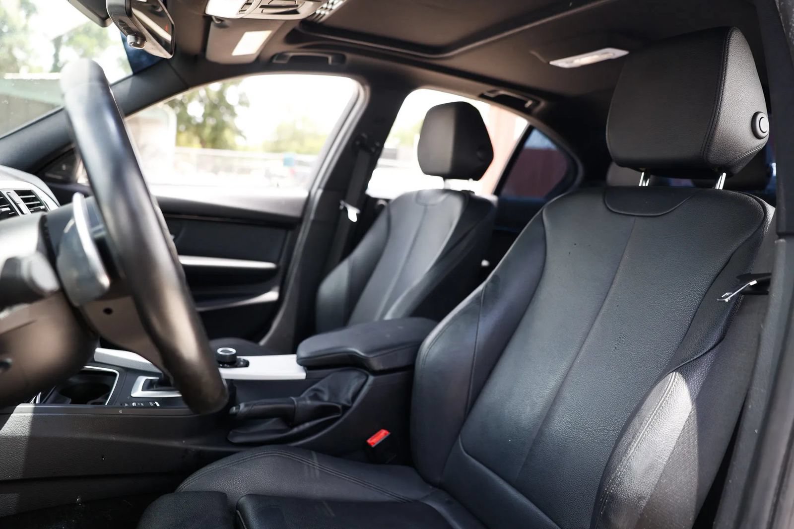 Used 2018 BMW 340i Sedan RWD image 18