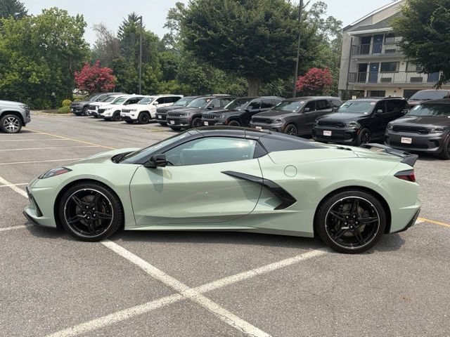 Used 2024 Chevrolet Corvette Stingray Preferred Conv w/ Z51 Performance Package RWD image 4