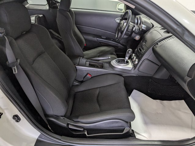 Used 2006 Nissan 350Z Enthusiast w/ (K96) Aerodynamics Pkg RWD image 16