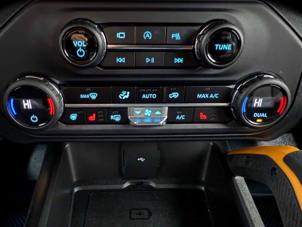 Used 2023 Ford Bronco Badlands w/ Sasquatch Package image 36