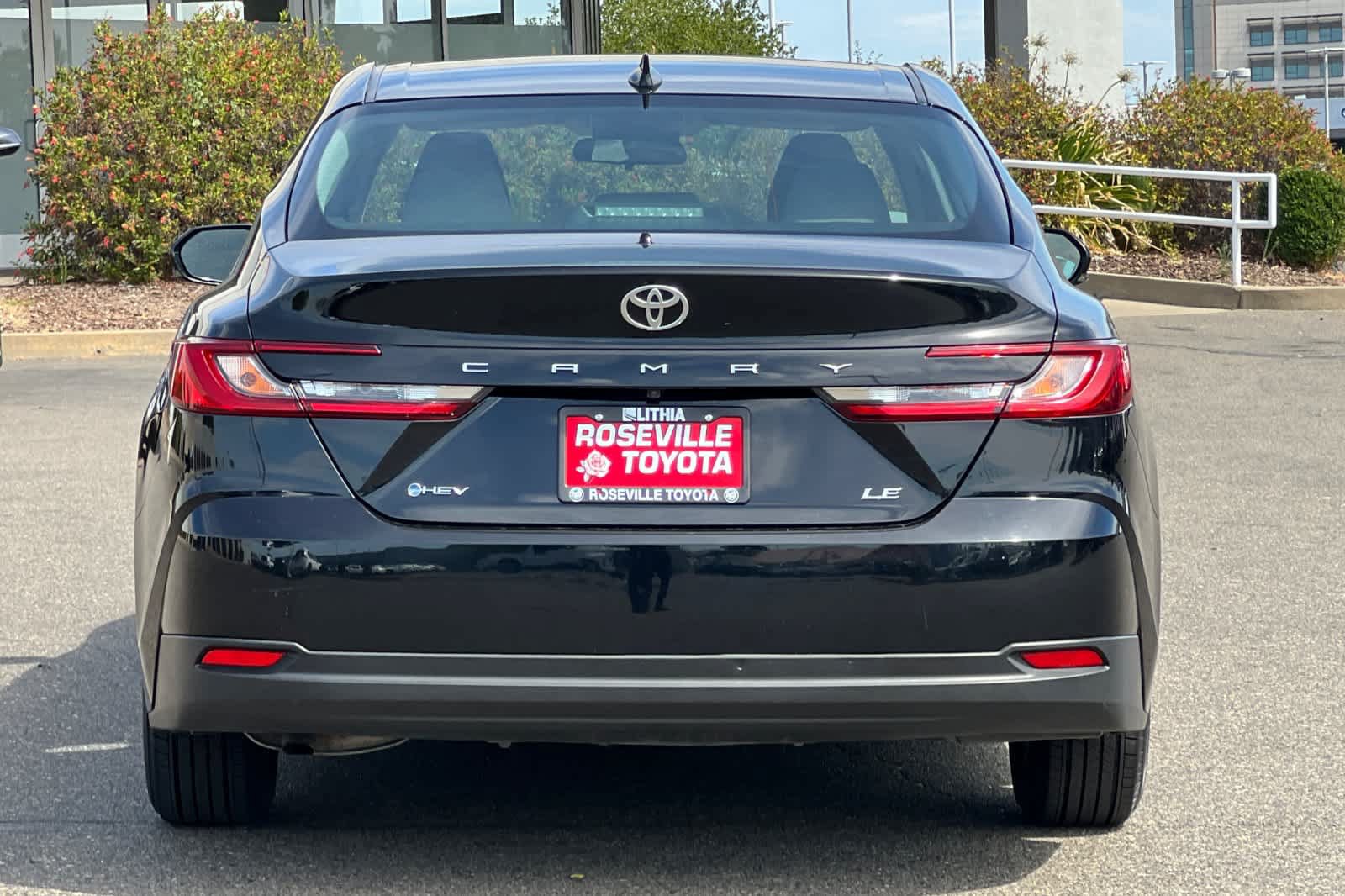 Used 2025 Toyota Camry LE FWD image 8