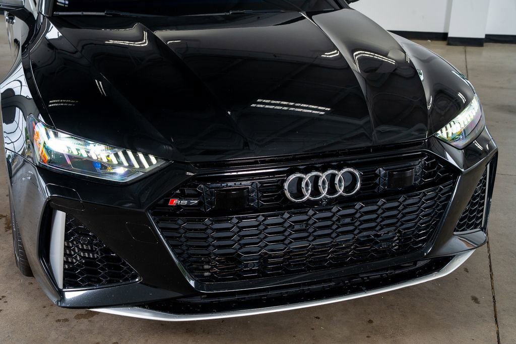Used 2022 Audi RS 7 Sportback AWD/4WD image 5