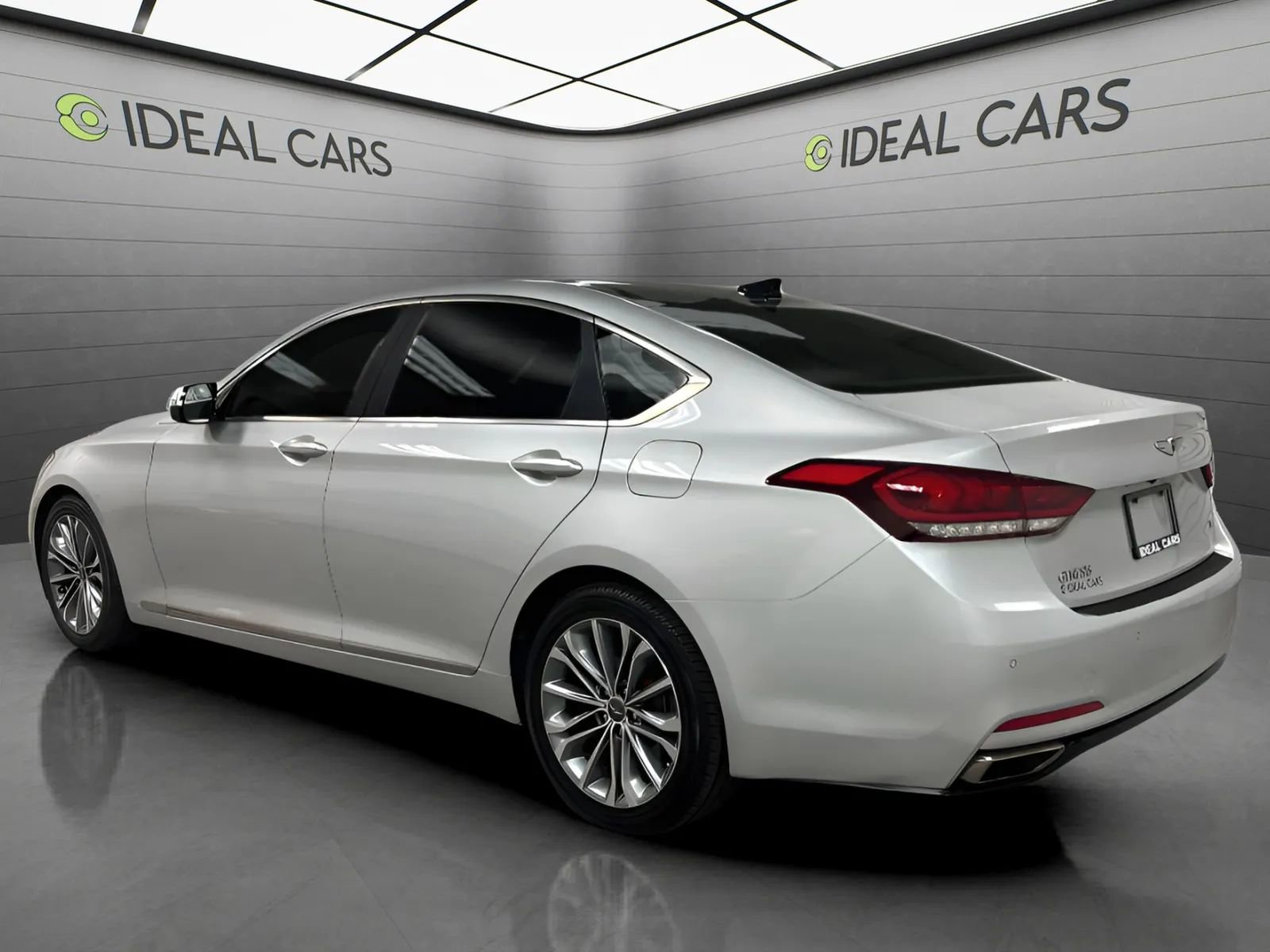 Used 2016 Hyundai Genesis 3.8 w/ Option Group 02 RWD image 7