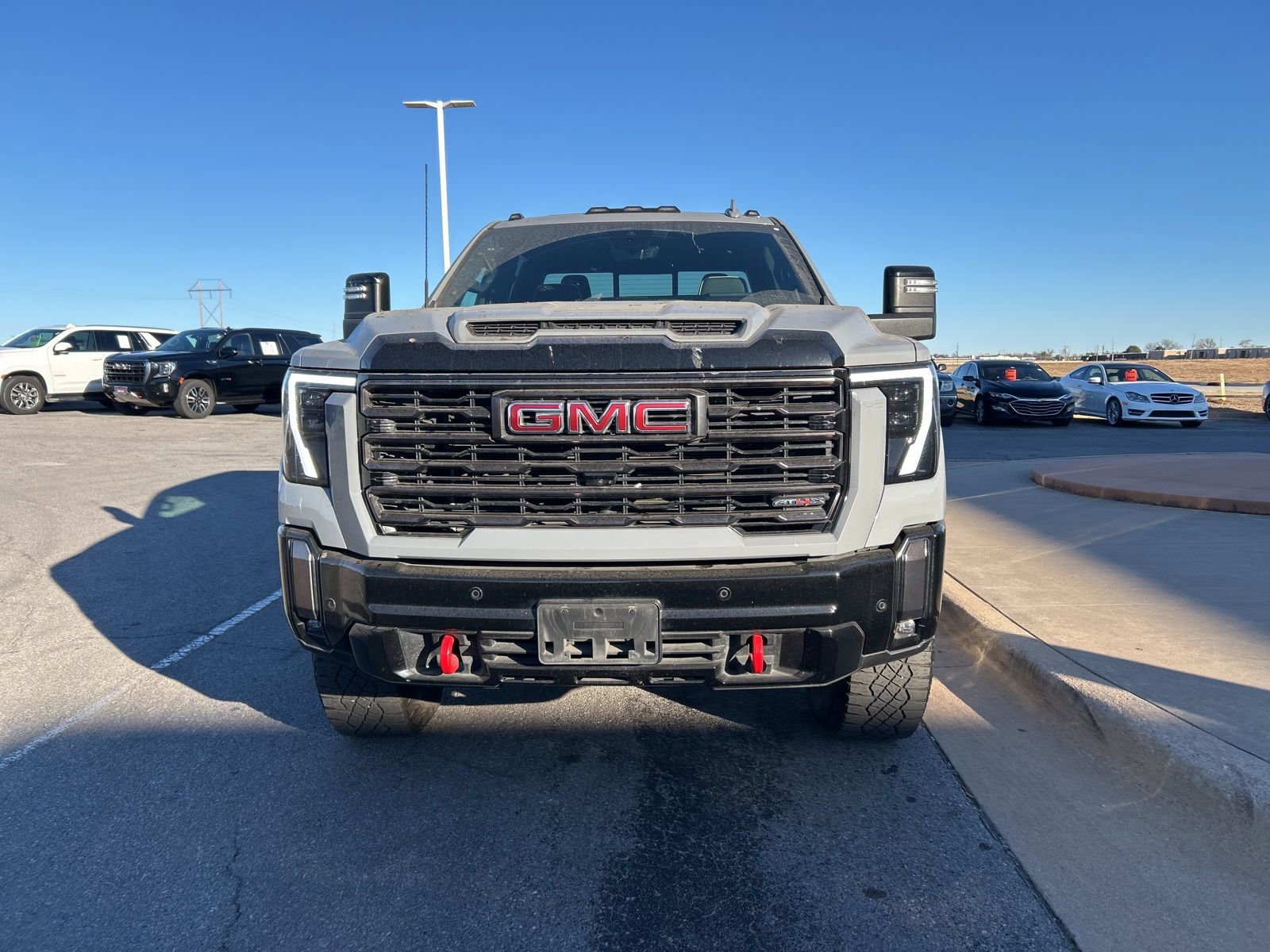Used 2024 GMC Sierra 2500 AT4X video 2