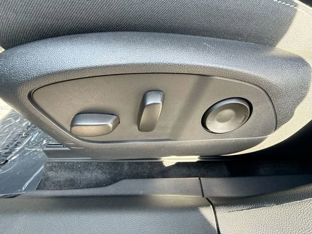 New 2026 Honda Prologue EX image 17