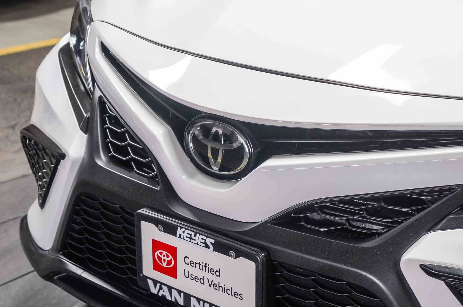 Certified 2024 Toyota Camry SE FWD image 9