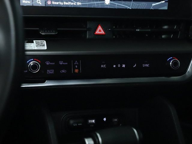 Used 2023 Kia Sportage EX FWD image 26