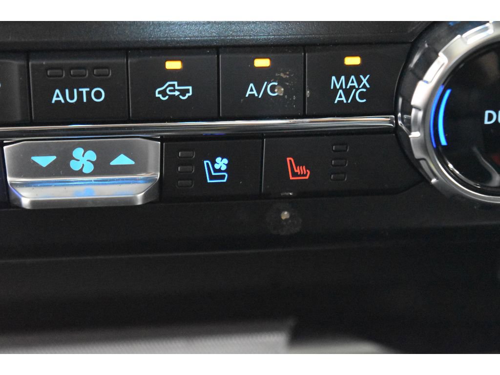 New 2025 Ford F350 Platinum w/ FX4 Off-Road Package image 25