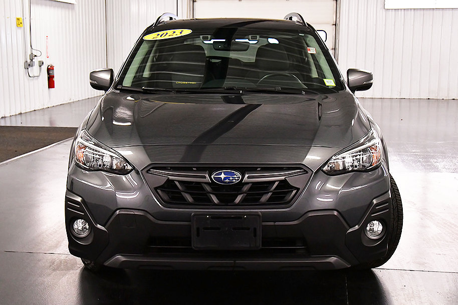 Used 2023 Subaru Crosstrek 2.5i Sport AWD/4WD image 2