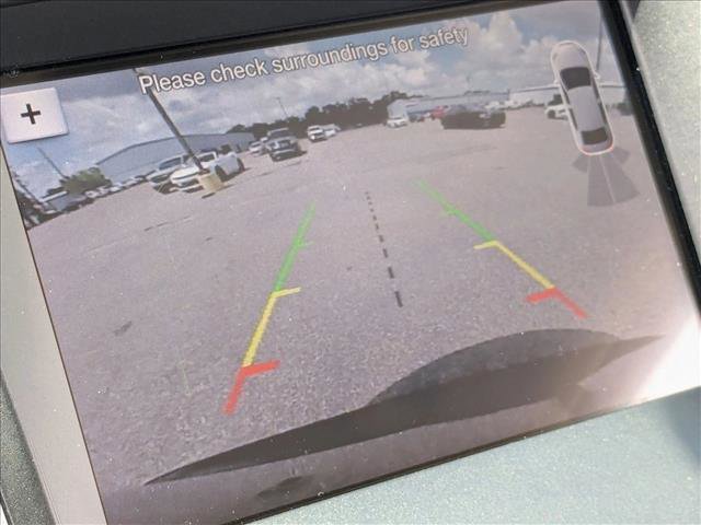 Used 2019 Ford Edge SEL w/ Equipment Group 201A FWD image 12