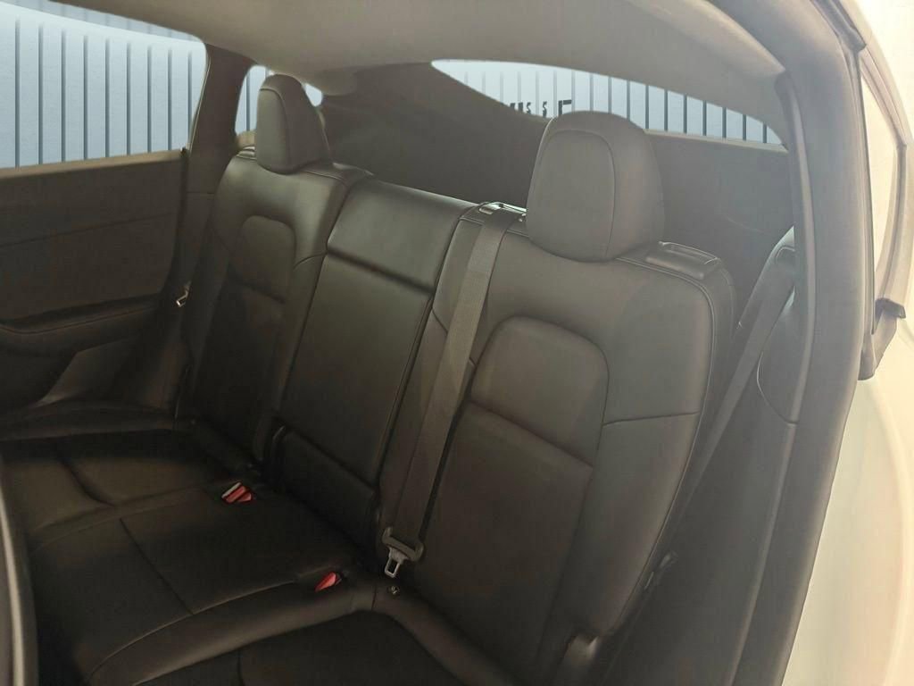 Used 2020 Tesla Model Y Long Range AWD/4WD image 21