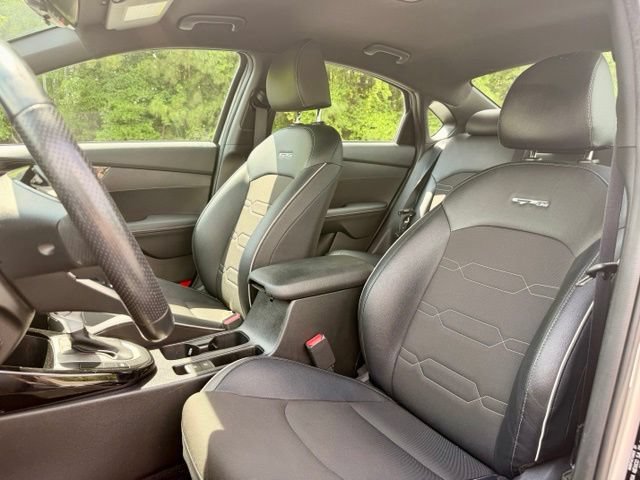 Used 2023 Kia Forte GT-Line w/ GT-Line Technology Package FWD image 27