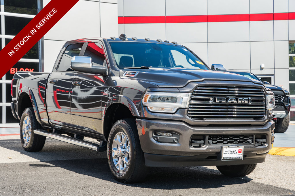 Used 2022 RAM 2500 Laramie AWD/4WD image 1