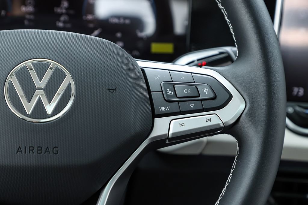 New 2026 Volkswagen Tiguan SE image 22