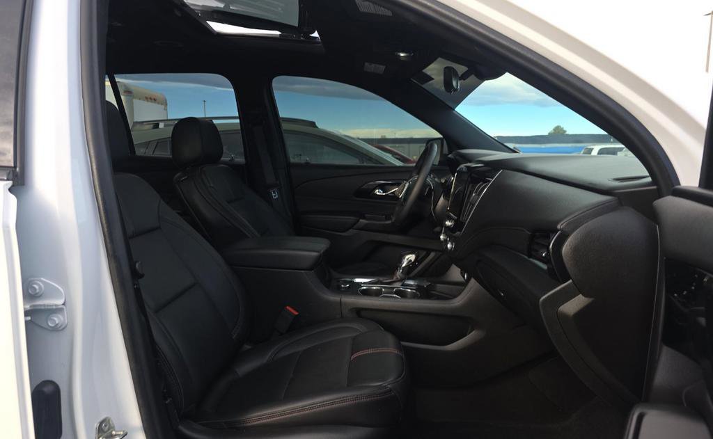 Used 2022 Chevrolet Traverse RS w/ LPO, Floor Liner Package image 7