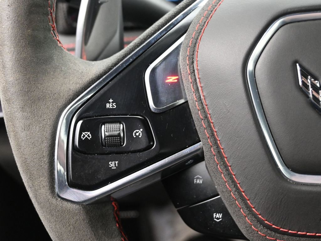 Used 2023 Chevrolet Corvette Stingray Premium Conv w/ Z51 Performance Package image 11