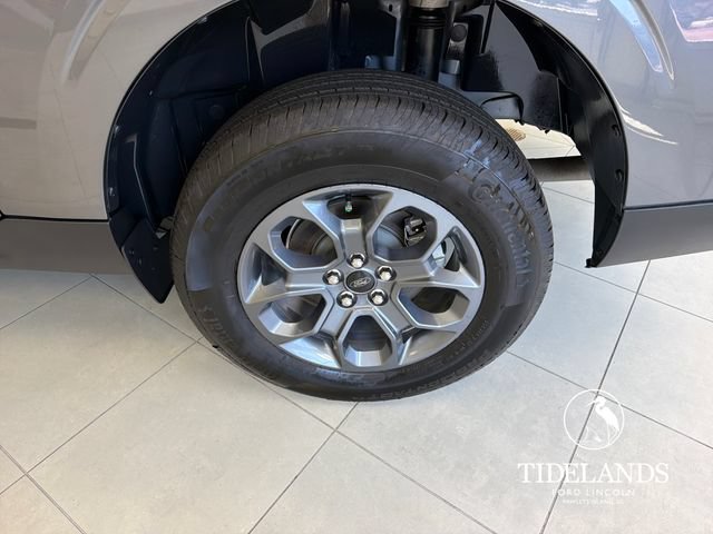 Certified 2025 Ford Maverick XLT w/ XLT Luxury Package AWD/4WD image 33