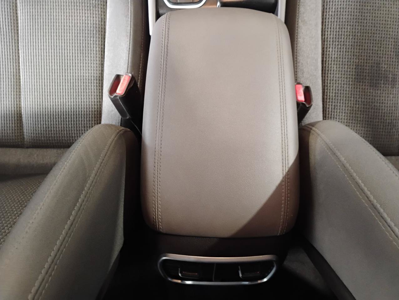 Used 2019 Hyundai Santa Fe SEL FWD image 78