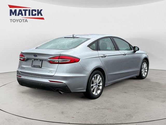 Used 2020 Ford Fusion SE image 7