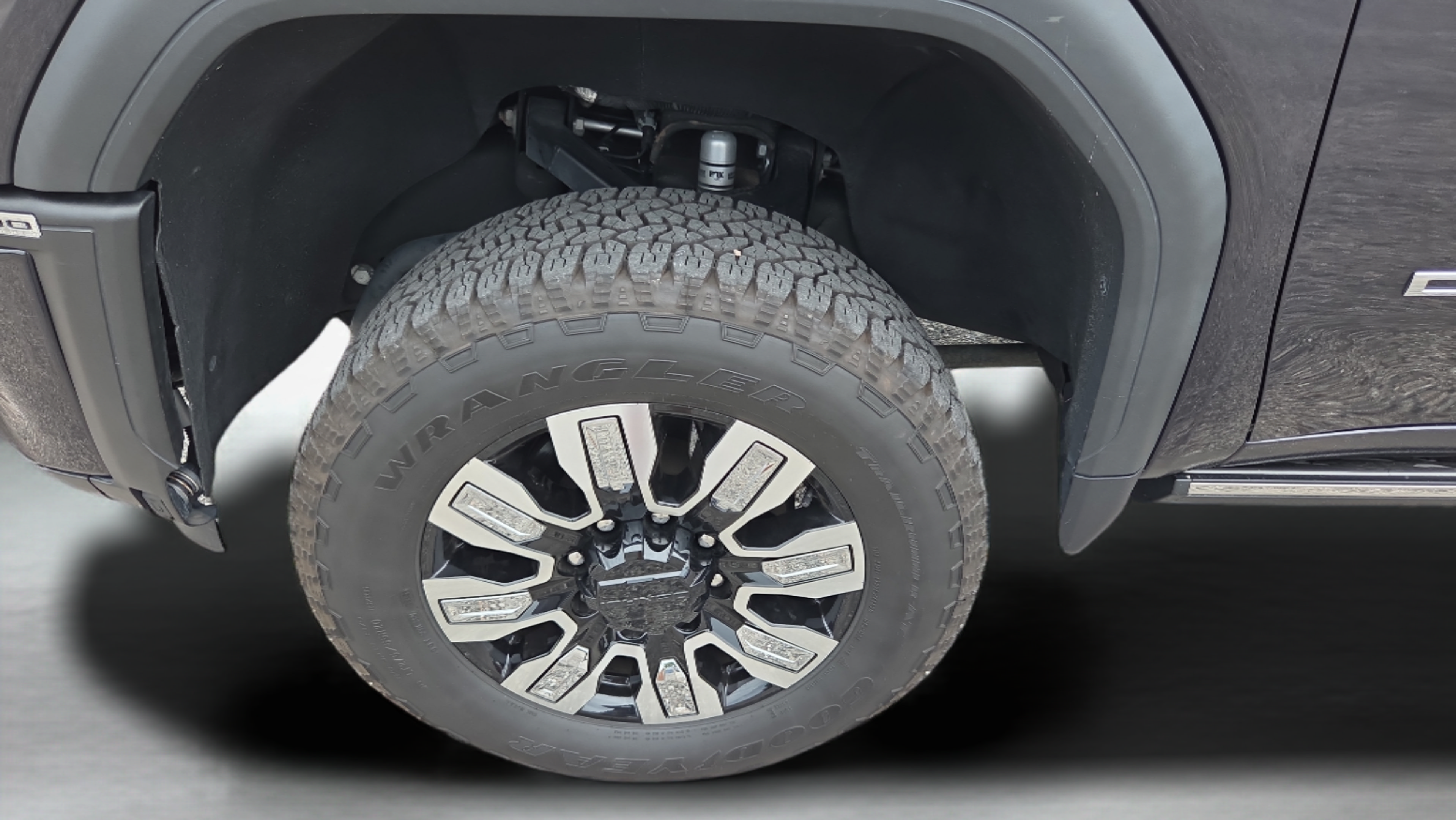 Used 2024 GMC Sierra 3500 Denali Ultimate AWD/4WD image 29