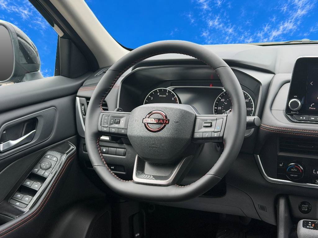 New 2026 Nissan Rogue SV AWD/4WD image 11