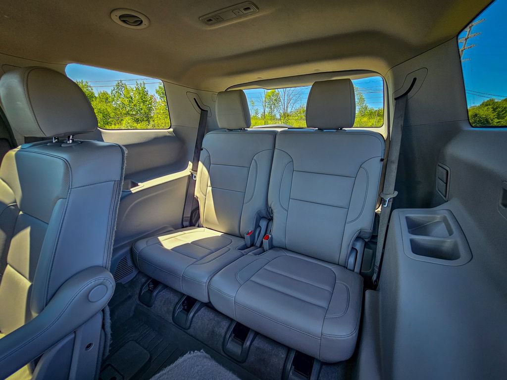 Used 2020 GMC Acadia SLT w/ LPO, Floor Liner Package FWD image 35