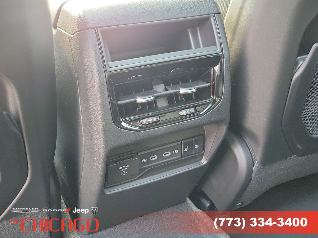 New 2026 Jeep Grand Cherokee Limited w/ Limited Altitude Package image 15