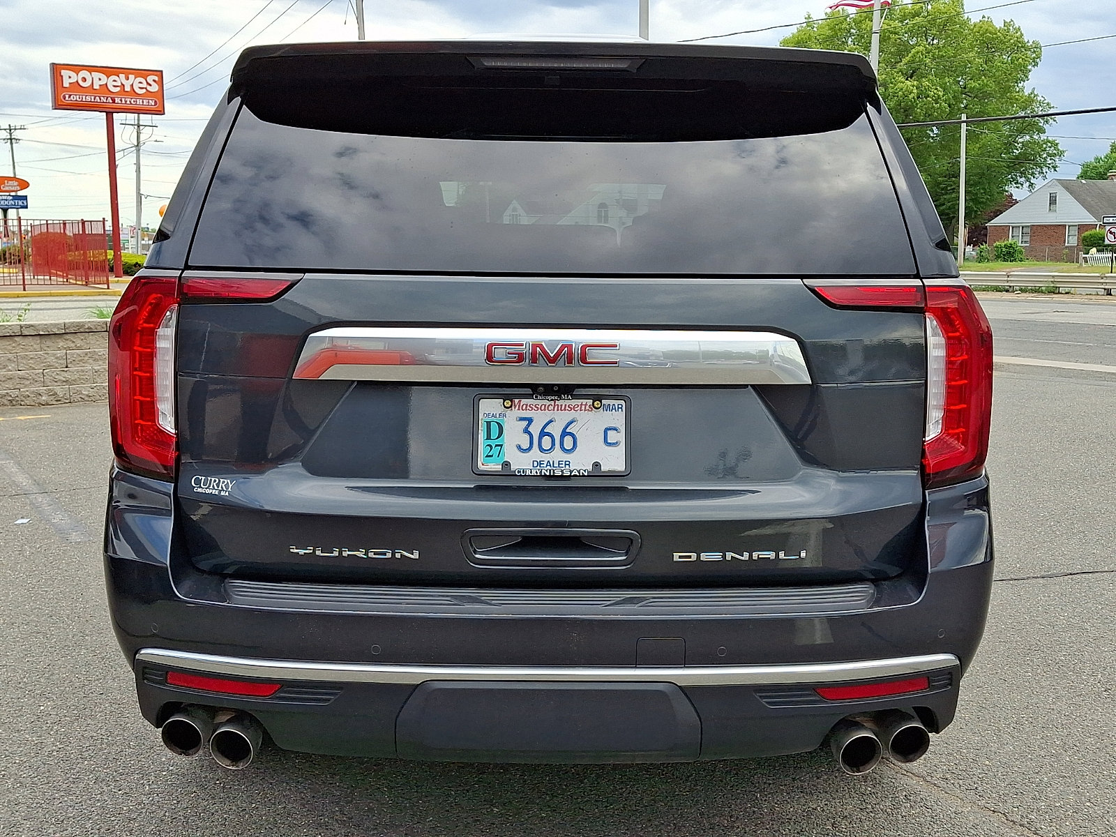 Used 2021 GMC Yukon Denali w/ Denali Ultimate Package AWD/4WD image 5