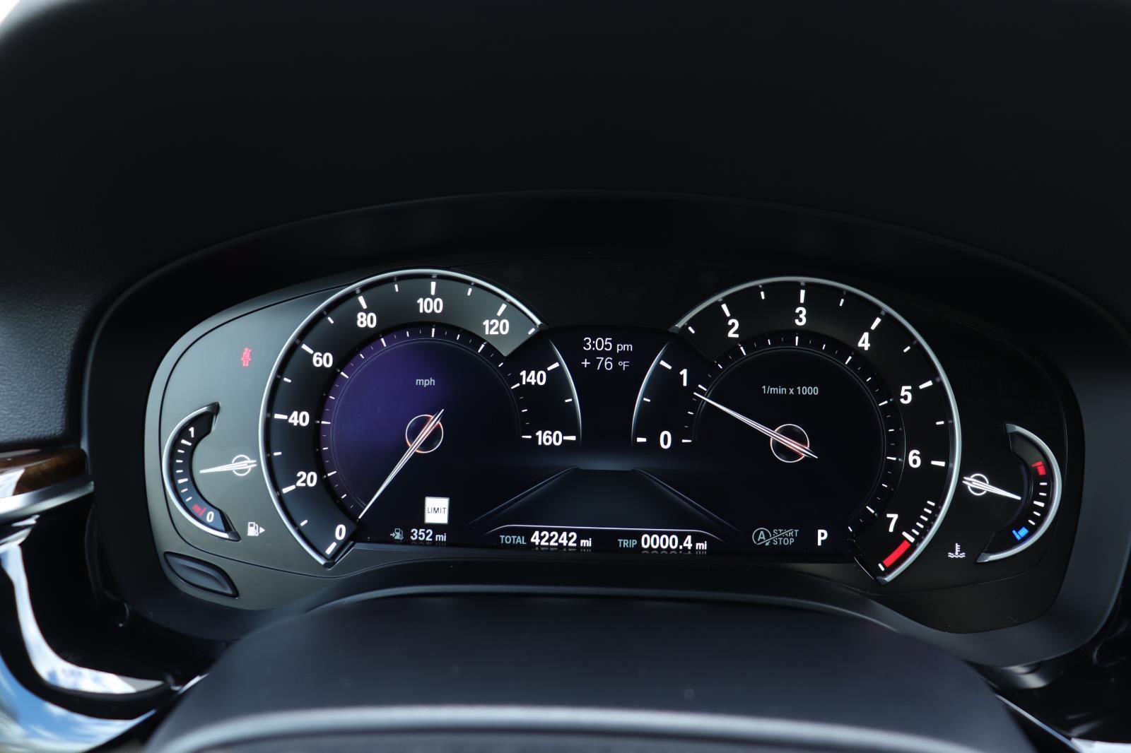 Used 2019 BMW 530i w/ Convenience Package image 27