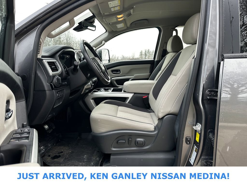 Certified 2024 Nissan Titan SV w/ SV Convenience Package image 13