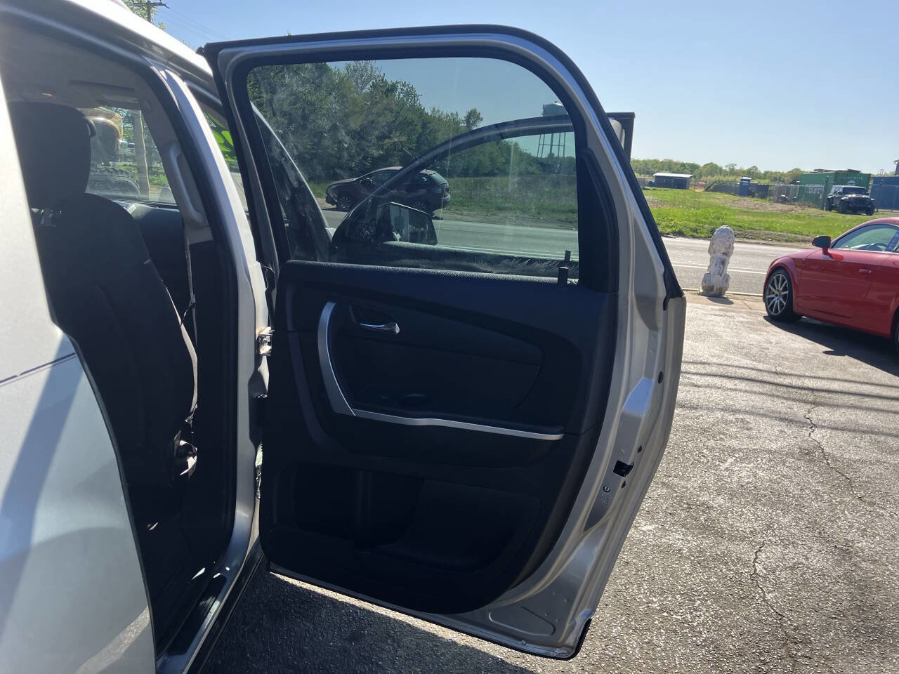 Used 2010 GMC Acadia SL image 20