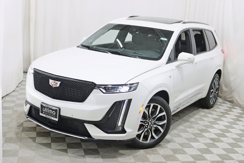 Used 2024 Cadillac XT6 Sport w/ Platinum Package AWD/4WD image 5