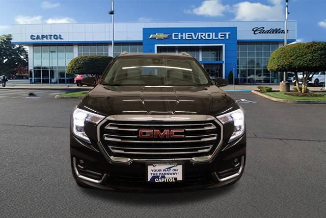 Used 2023 GMC Terrain SLT image 8