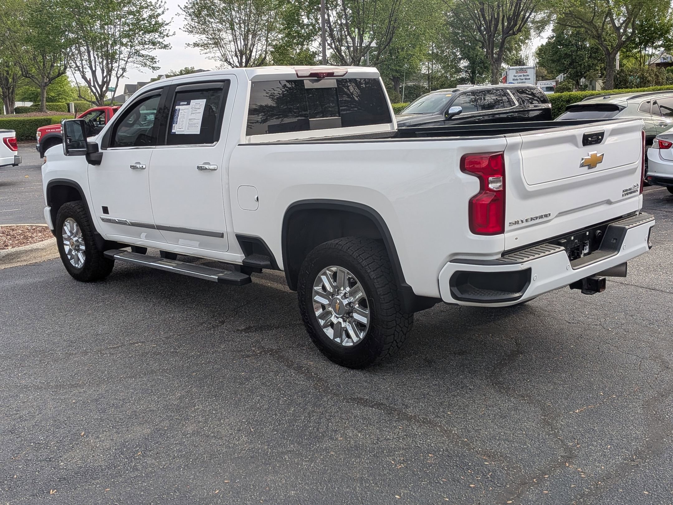 Certified 2024 Chevrolet Silverado 2500 High Country w/ High Country Premium Package AWD/4WD image 7