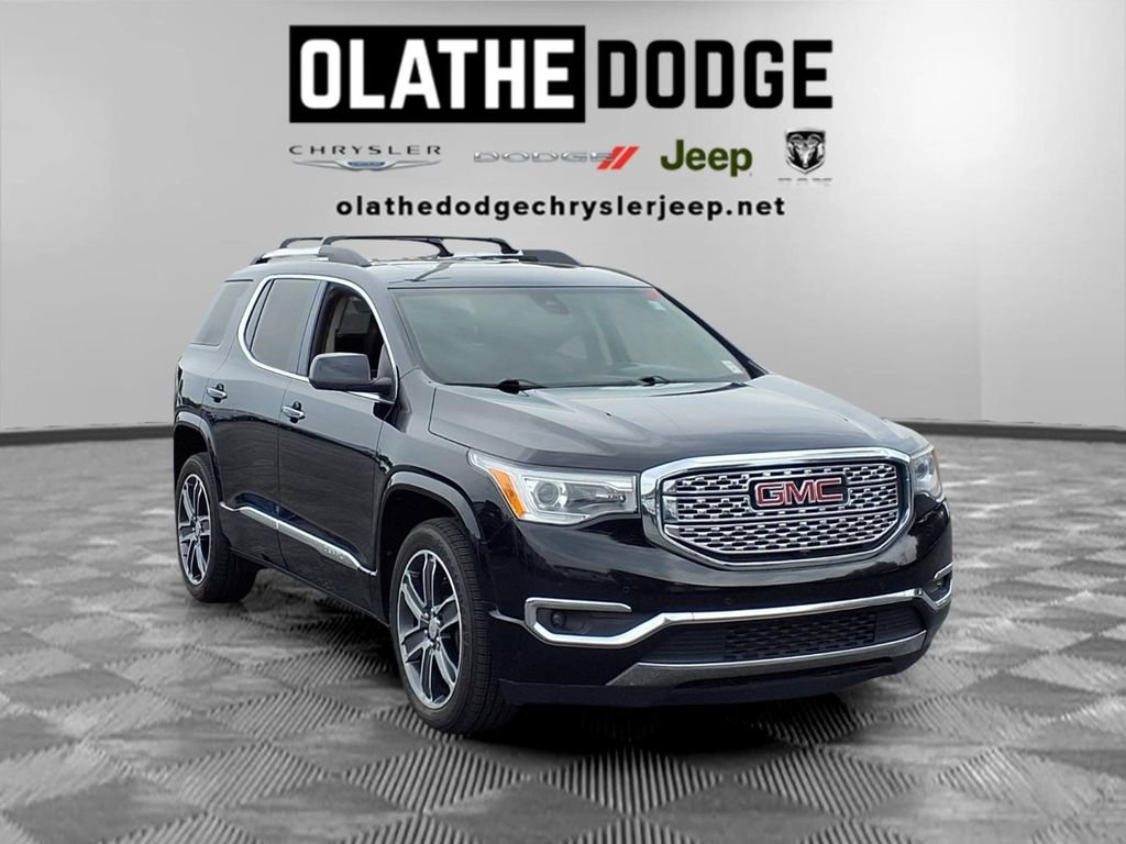 Used 2017 GMC Acadia Denali w/ Technology Package AWD/4WD image 30