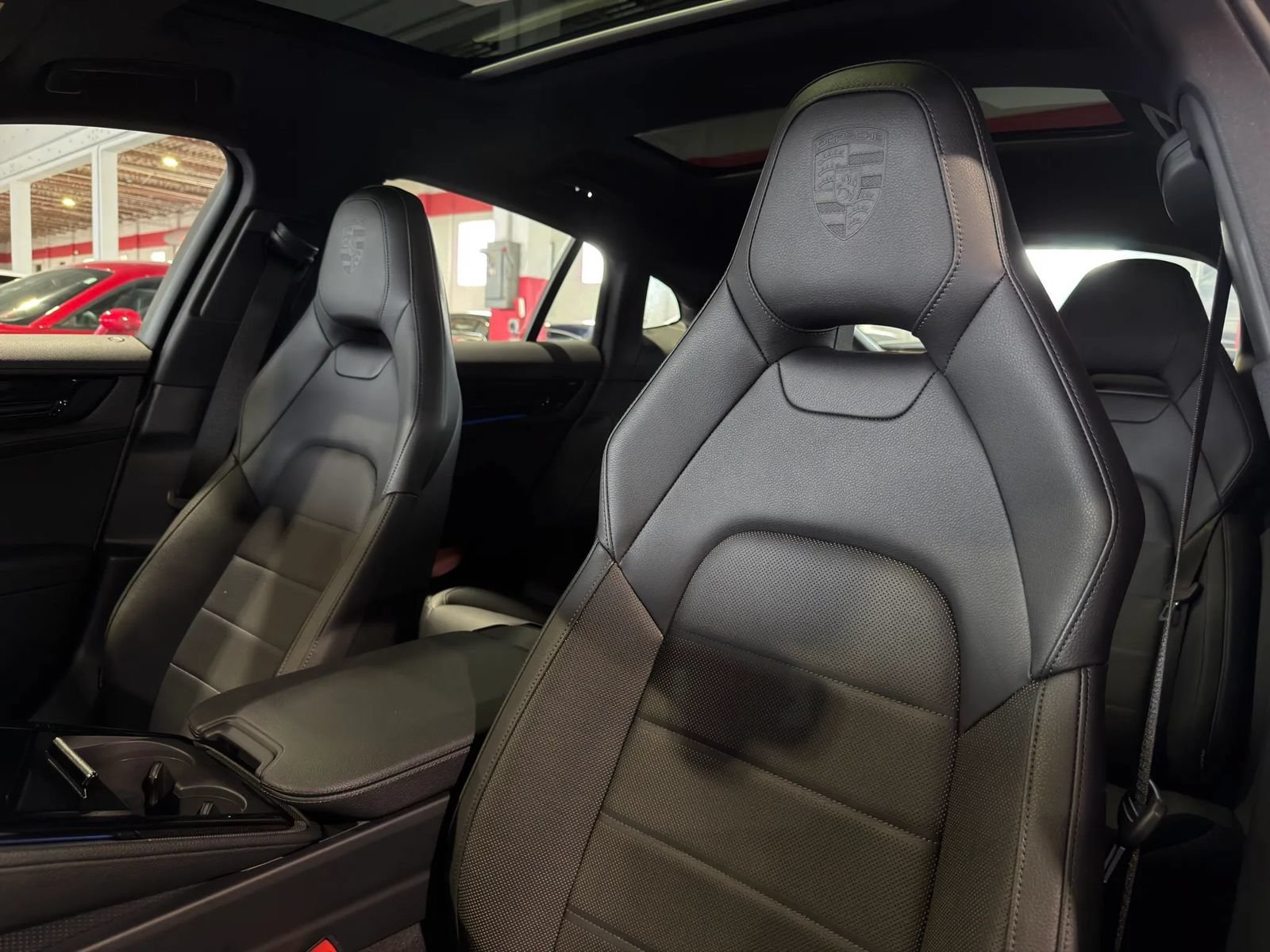 Used 2024 Porsche Panamera image 62