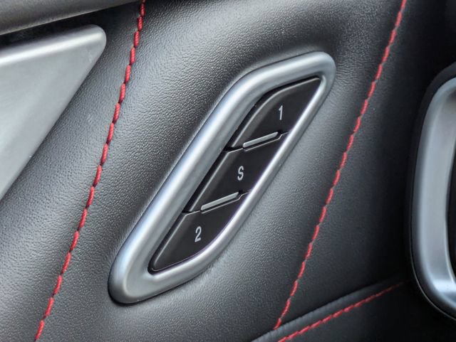 Used 2020 Maserati Levante GranLusso AWD/4WD image 22