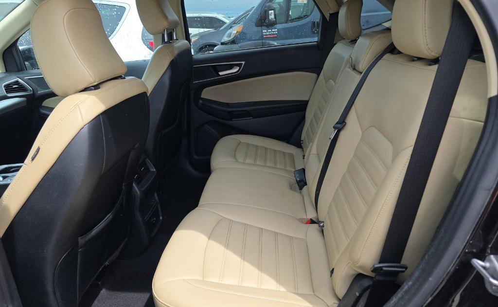 Used 2022 Ford Edge SEL AWD/4WD image 12